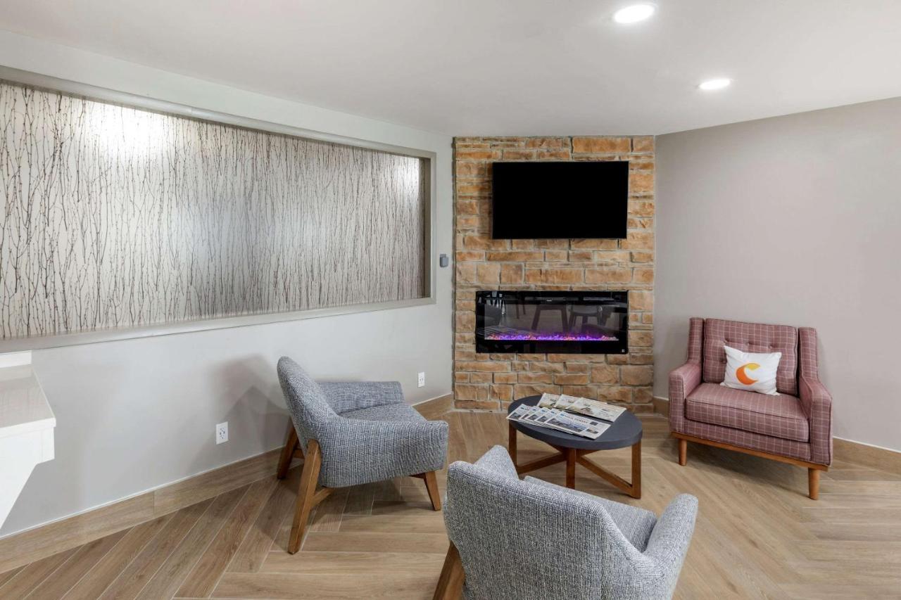 Comfort Inn Mount Pleasant - Расин Экстерьер фото